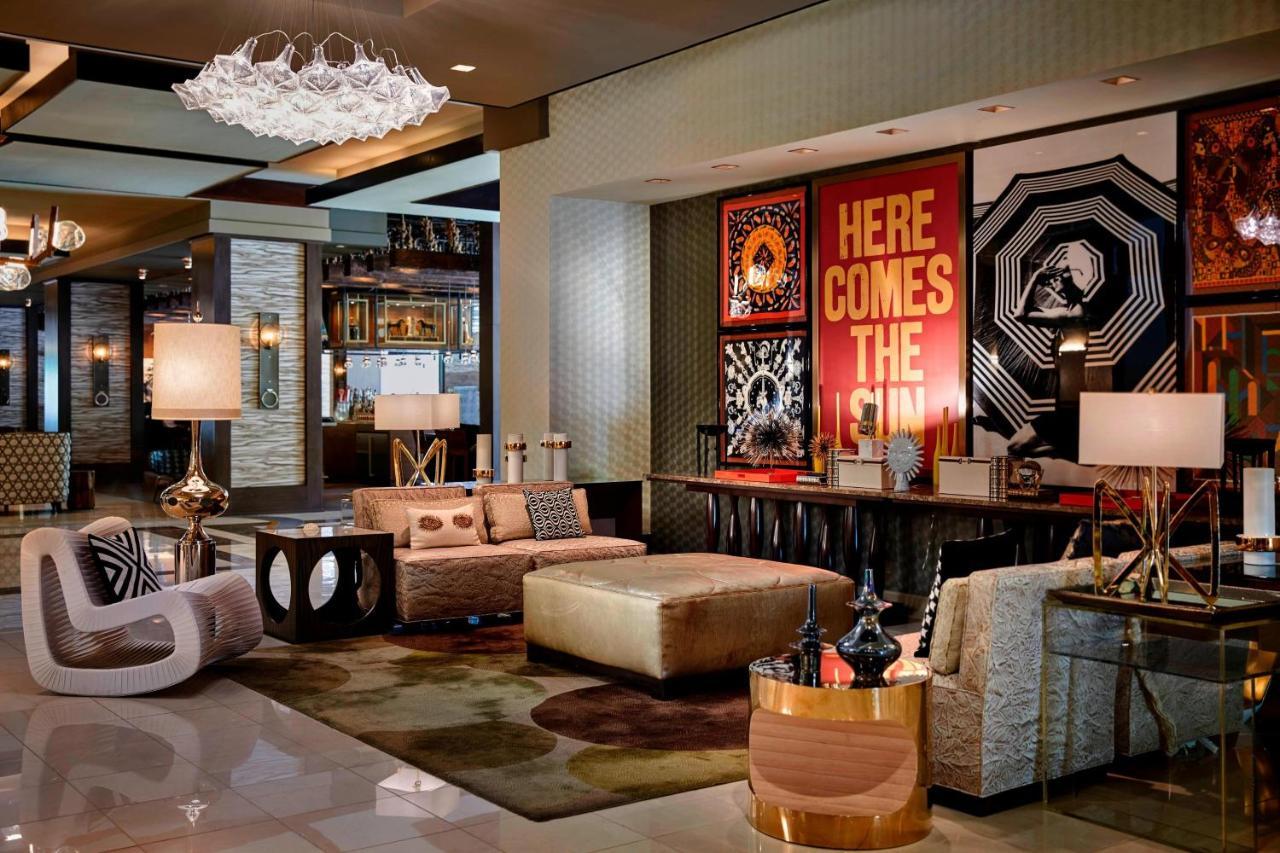 Renaissance Phoenix Downtown Hotel Exterior photo
