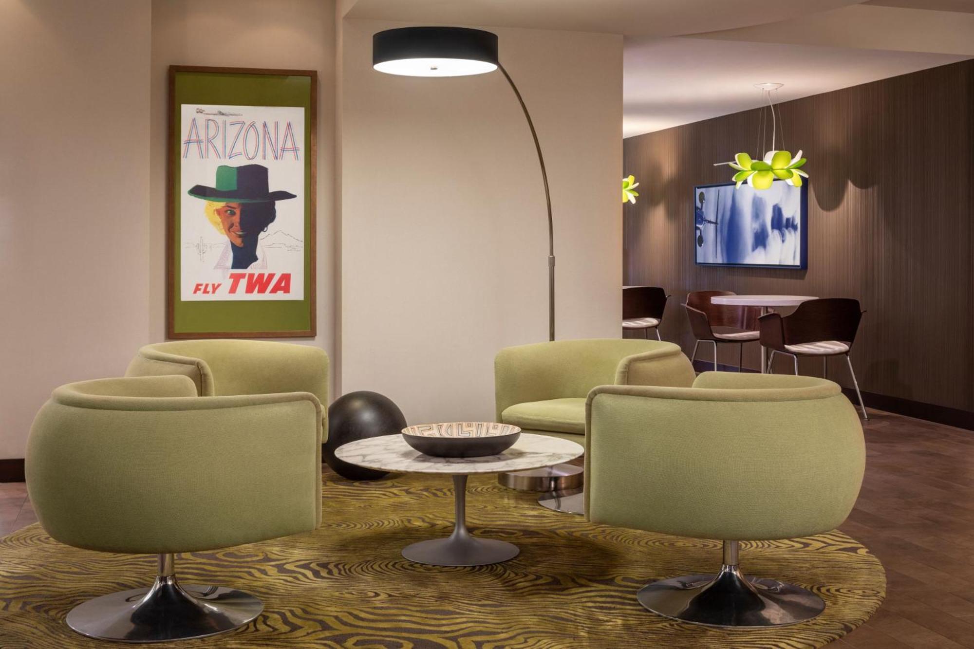 Renaissance Phoenix Downtown Hotel Exterior photo