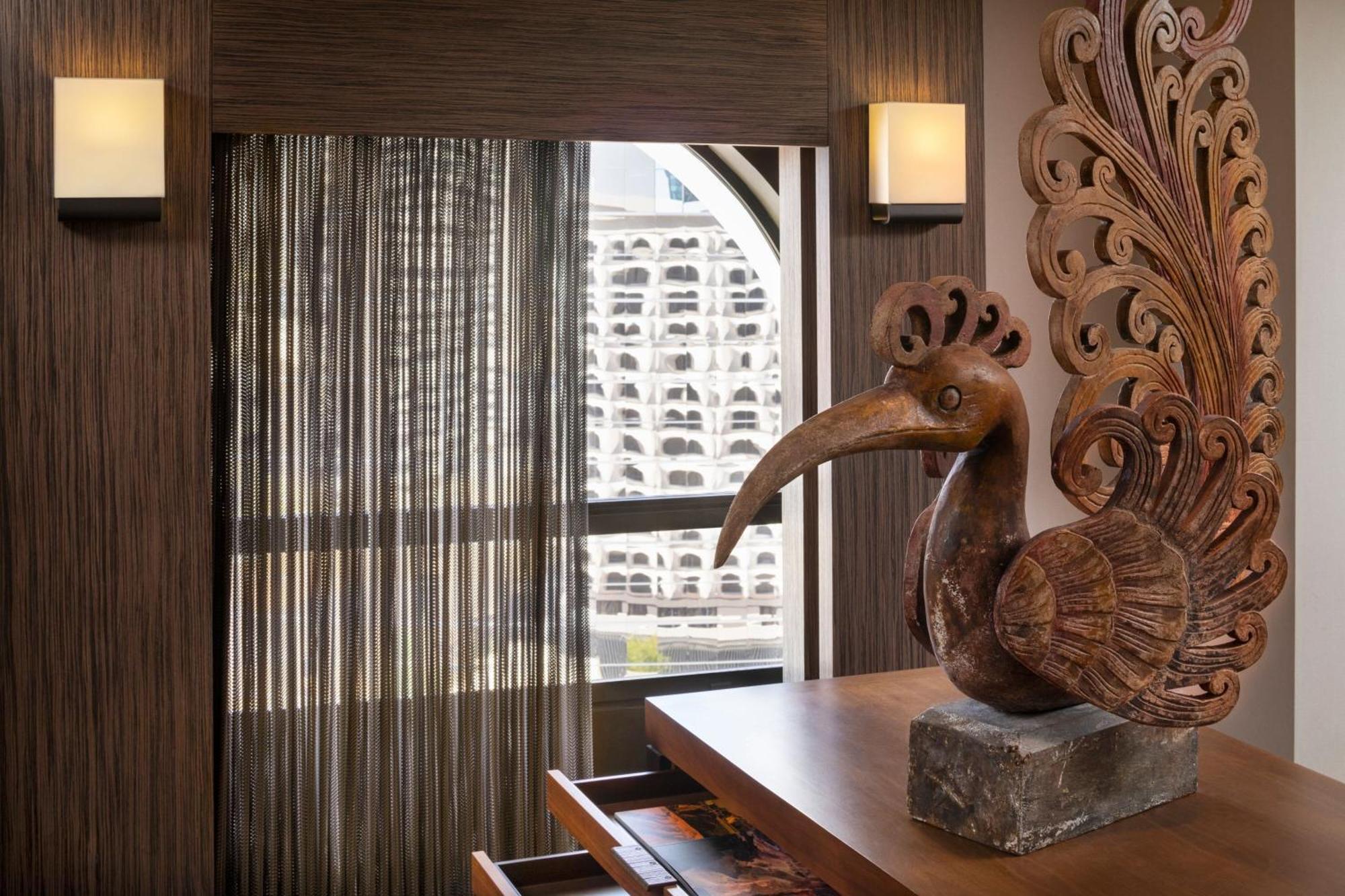 Renaissance Phoenix Downtown Hotel Exterior photo