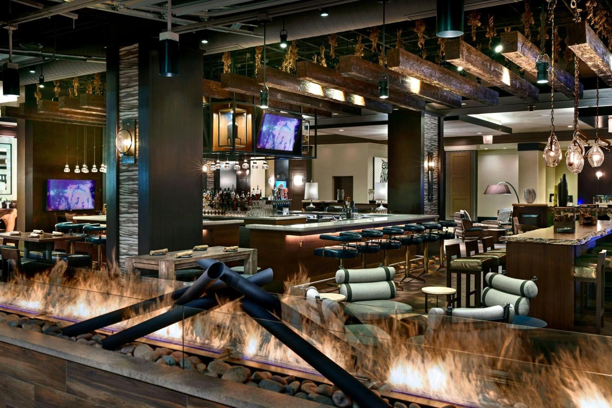 Renaissance Phoenix Downtown Hotel Exterior photo