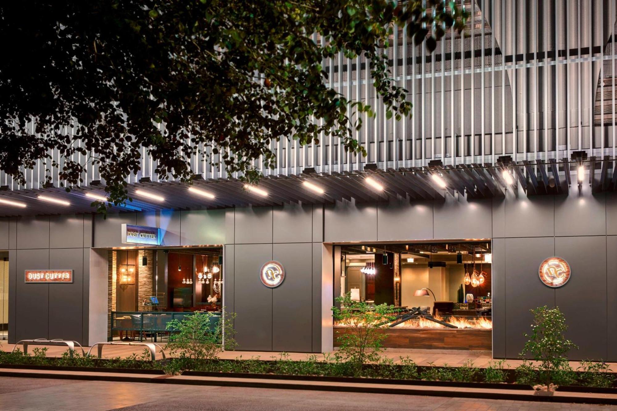 Renaissance Phoenix Downtown Hotel Exterior photo