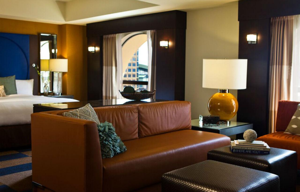Renaissance Phoenix Downtown Hotel Exterior photo